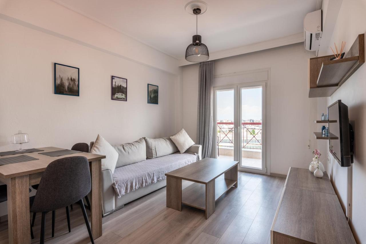 Minimalist Apartments W/ View Salonicco Esterno foto