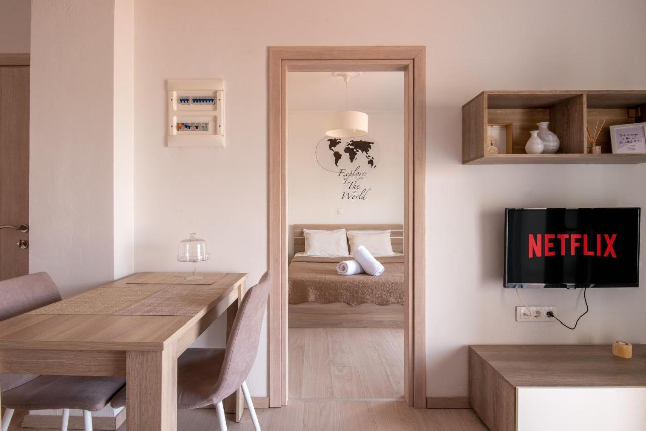 Minimalist Apartments W/ View Salonicco Esterno foto