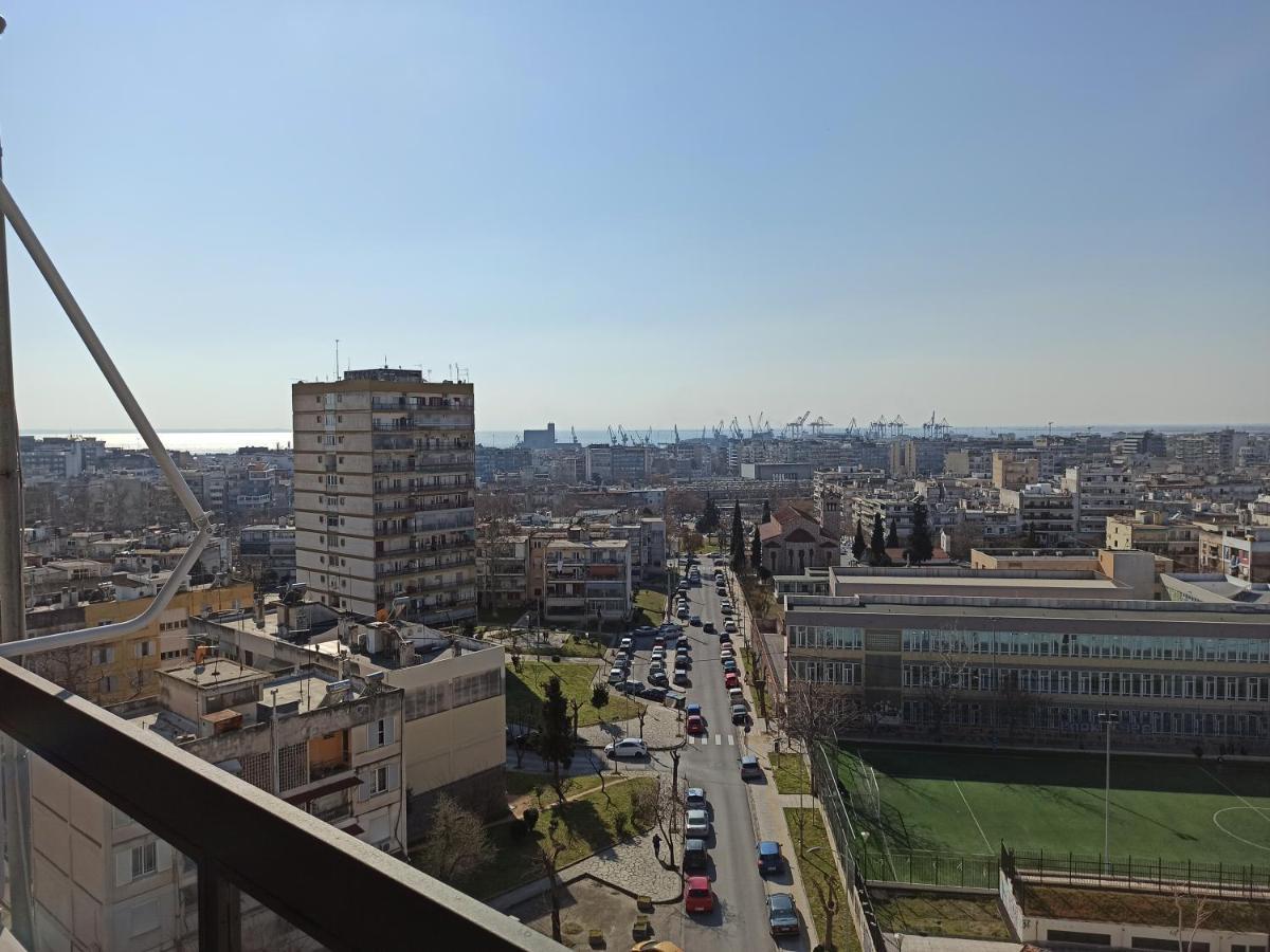 Minimalist Apartments W/ View Salonicco Esterno foto