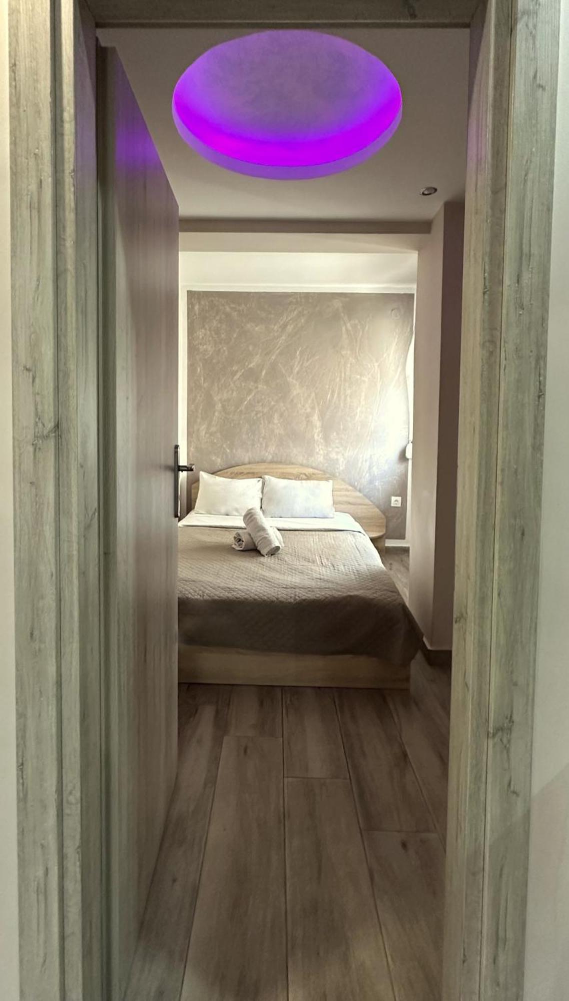 Minimalist Apartments W/ View Salonicco Esterno foto